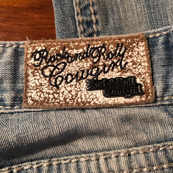 Rock and Roll Cowgirl Bootcut Jeans - Picture 6 of 8
